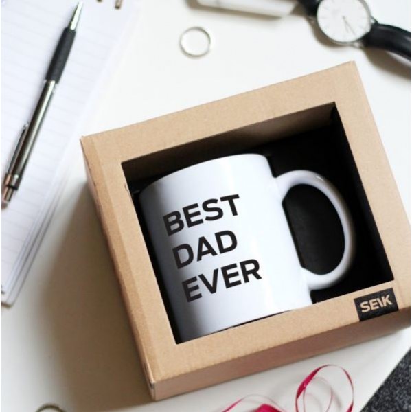 Дизайн кружка “BEST DAD EVER”. 